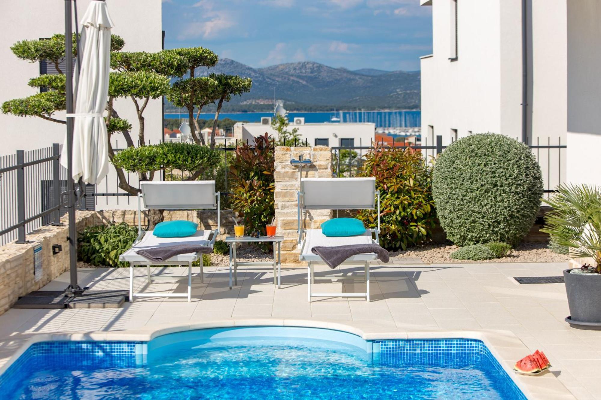Luxury Apartment Hyperion With Private Pool And Garden Murter Exteriör bild