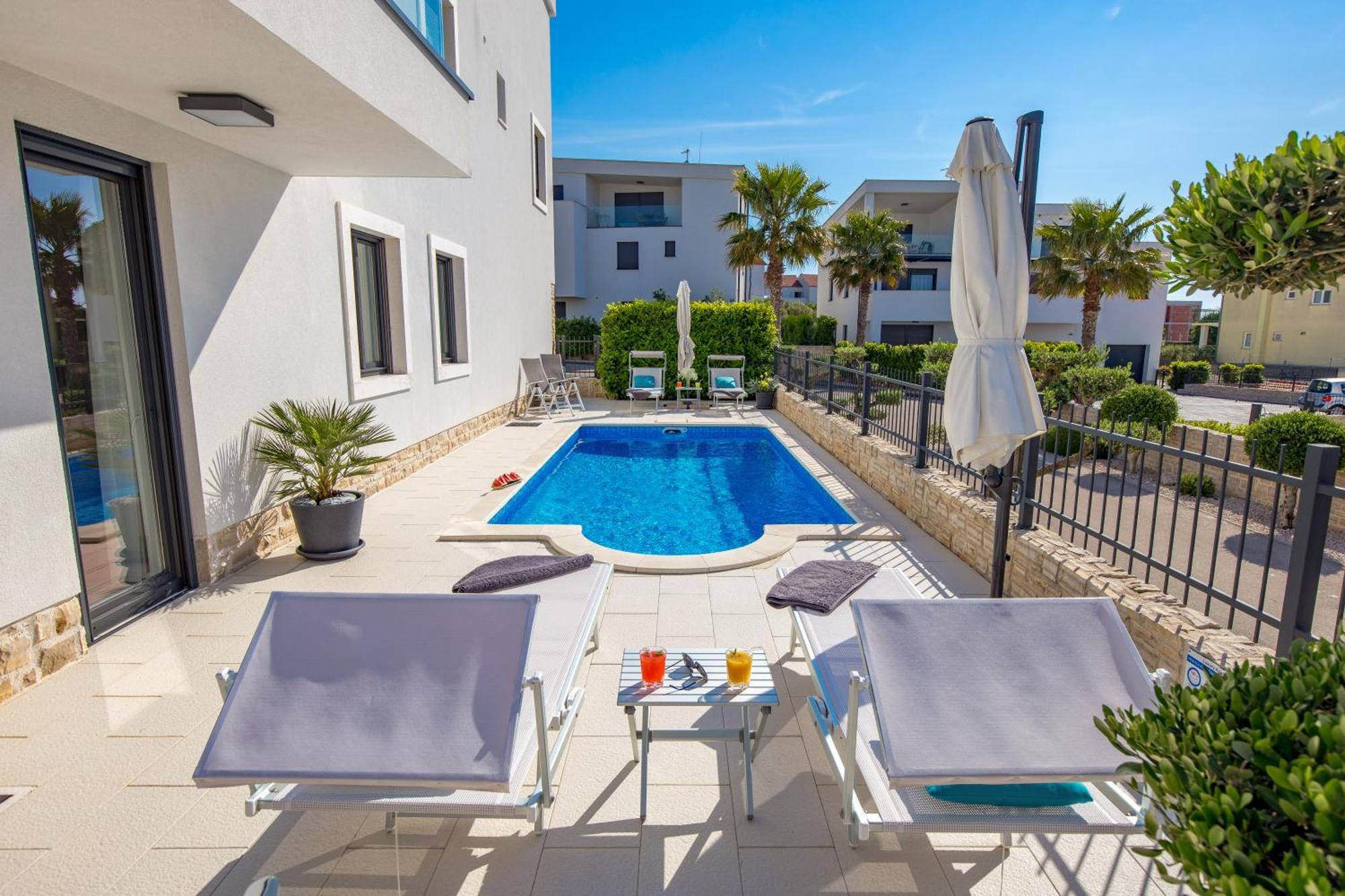 Luxury Apartment Hyperion With Private Pool And Garden Murter Exteriör bild